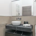 Rifla Vacanze Apartment *